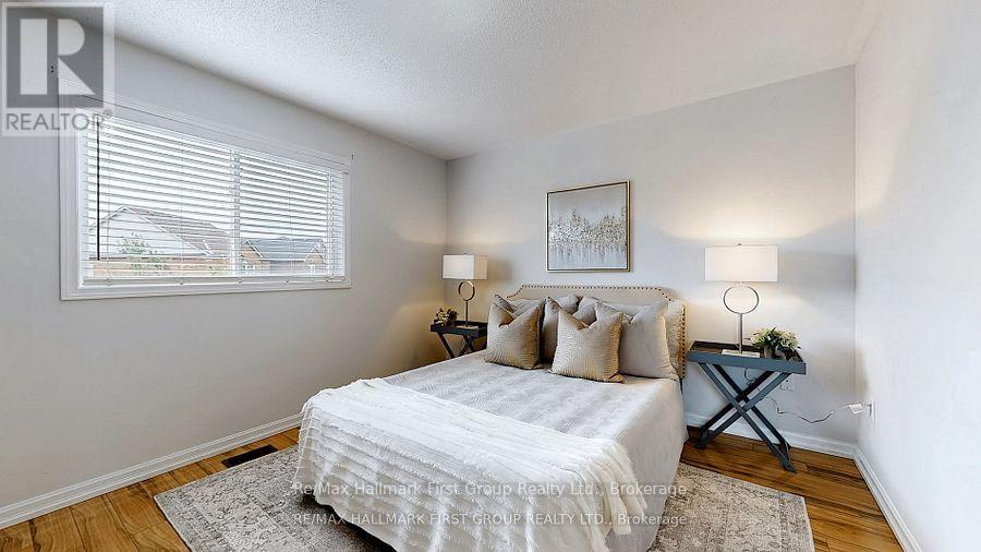 39 Robideau Place, Whitby, Ontario  L1R 3G6 - Photo 19 - E13414166