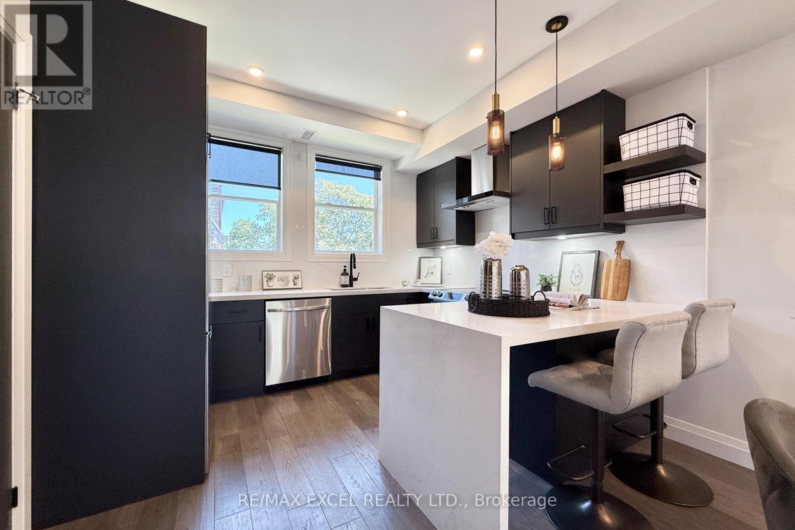 216 - 51 Halton Street, Toronto, Ontario  M6J 1R5 - Photo 12 - C13413676