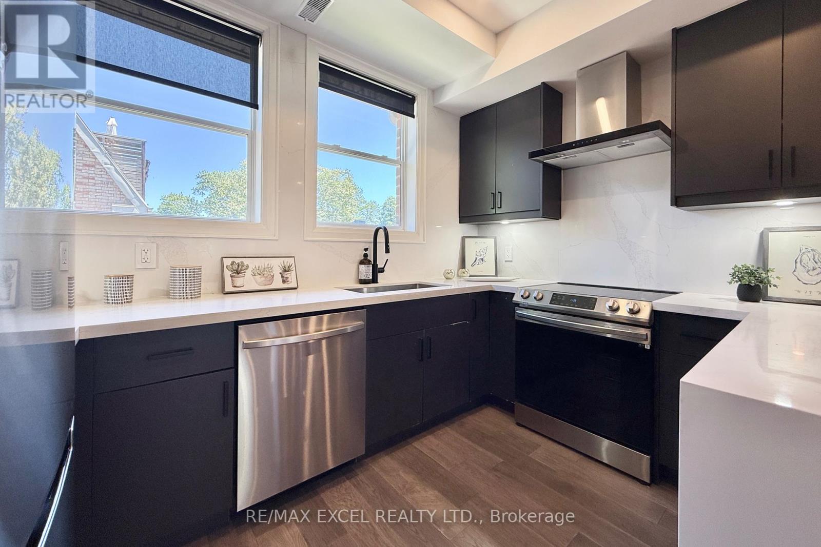 216 - 51 Halton Street, Toronto, Ontario  M6J 1R5 - Photo 10 - C13413676