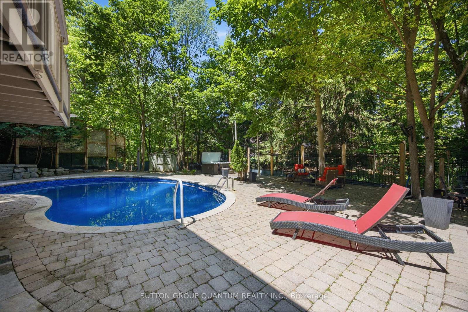 1319 South Aldo Drive, Mississauga, Ontario  L5H 3E7 - Photo 37 - W12793932