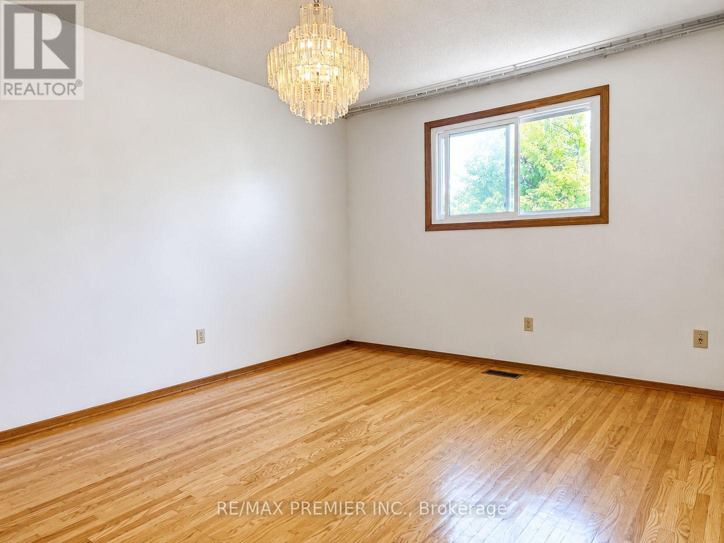 253 Solomon Crescent, Hamilton, Ontario  L8W 1Z1 - Photo 9 - X13415246