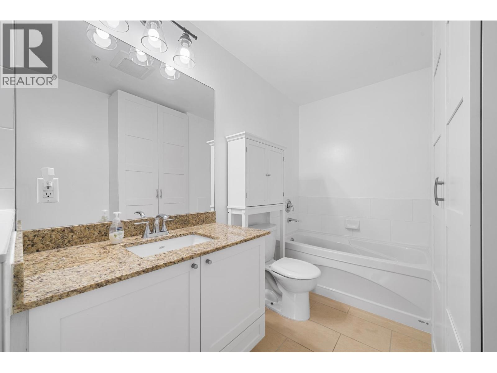 304 2477 Kelly Avenue, Port Coquitlam, British Columbia  V3C 0B3 - Photo 14 - R3130926