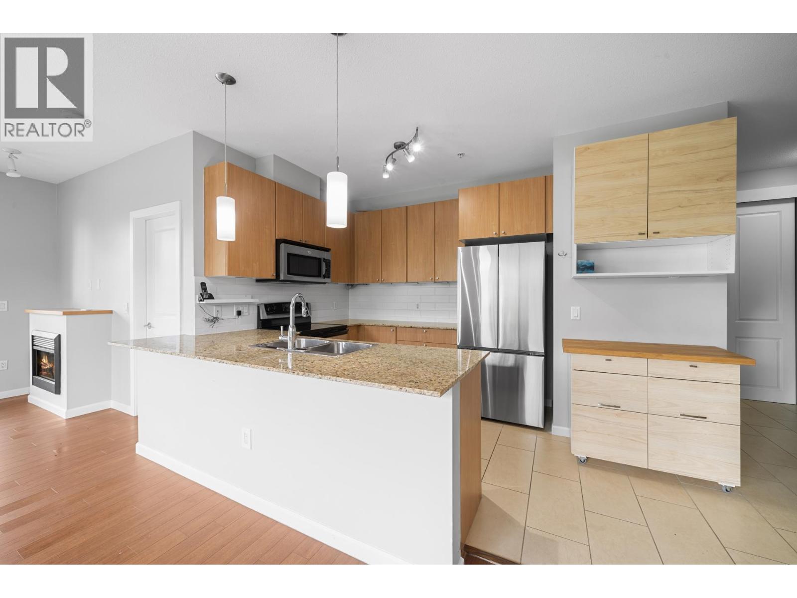 304 2477 Kelly Avenue, Port Coquitlam, British Columbia  V3C 0B3 - Photo 10 - R3130926