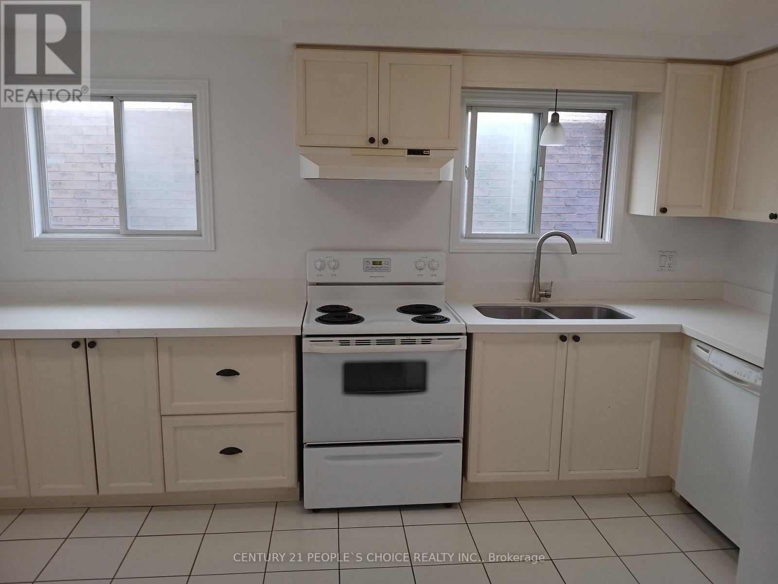 31 Moss Place, Guelph, Ontario  N1G 4V2 - Photo 9 - X13238718