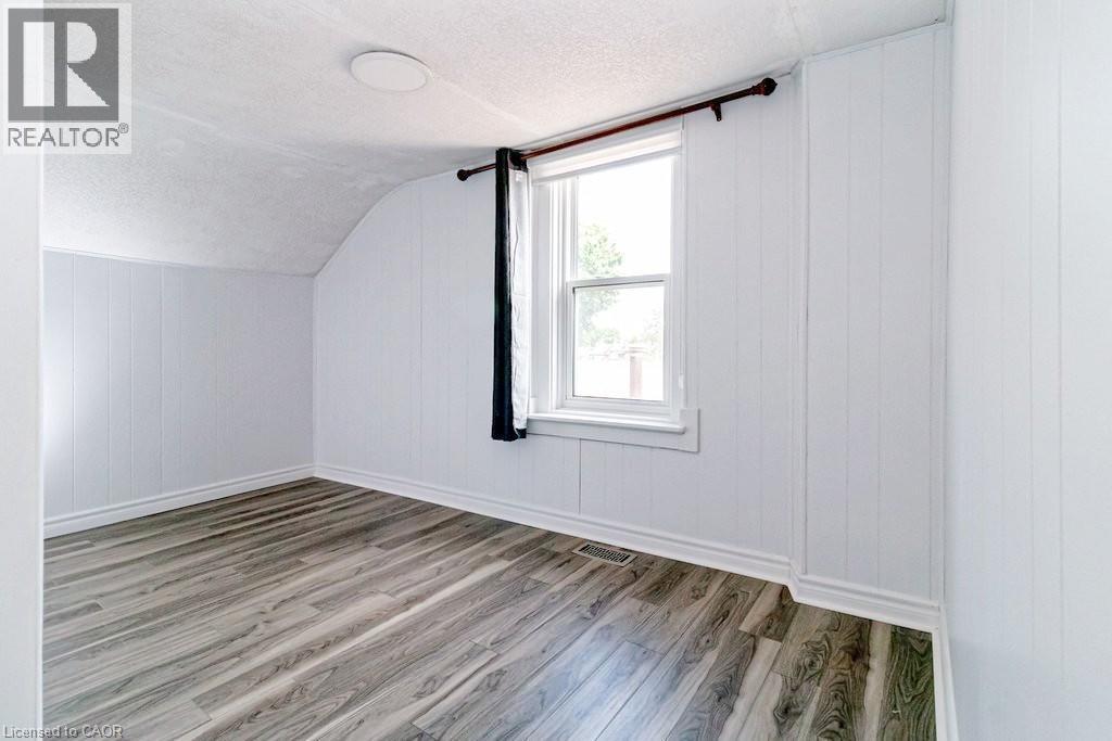 170 Cannon Street W, Hamilton, Ontario  L8R 2C1 - Photo 21 - 40838009