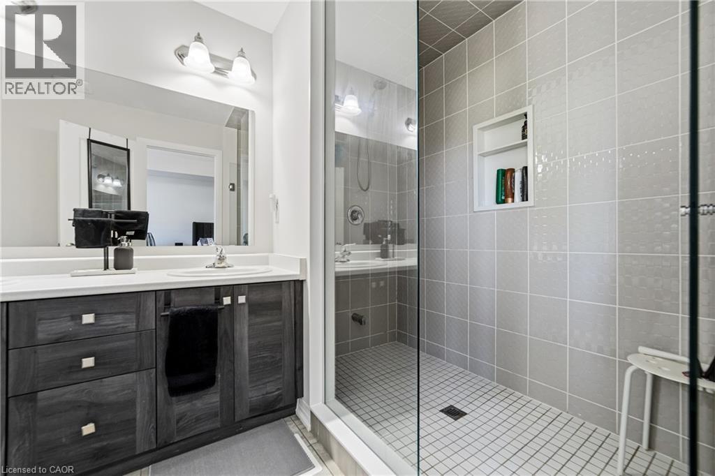 8 Pinnacle Court, Hamilton, Ontario  L0R 1W0 - Photo 21 - 40838006