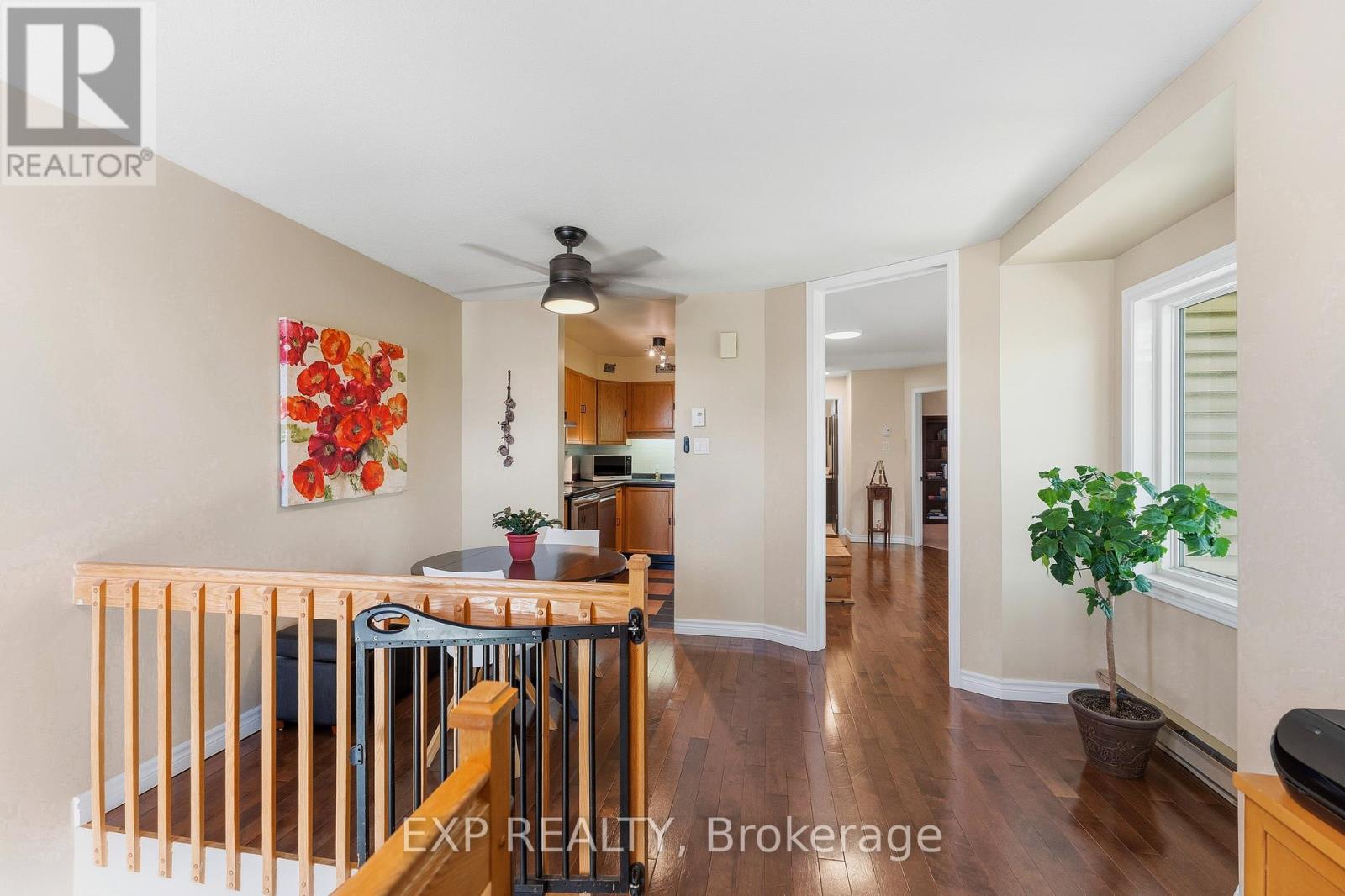 7 - 2 Stonebank Crescent, Ottawa, Ontario K2H 9M1 - Photo 12 - X13253600