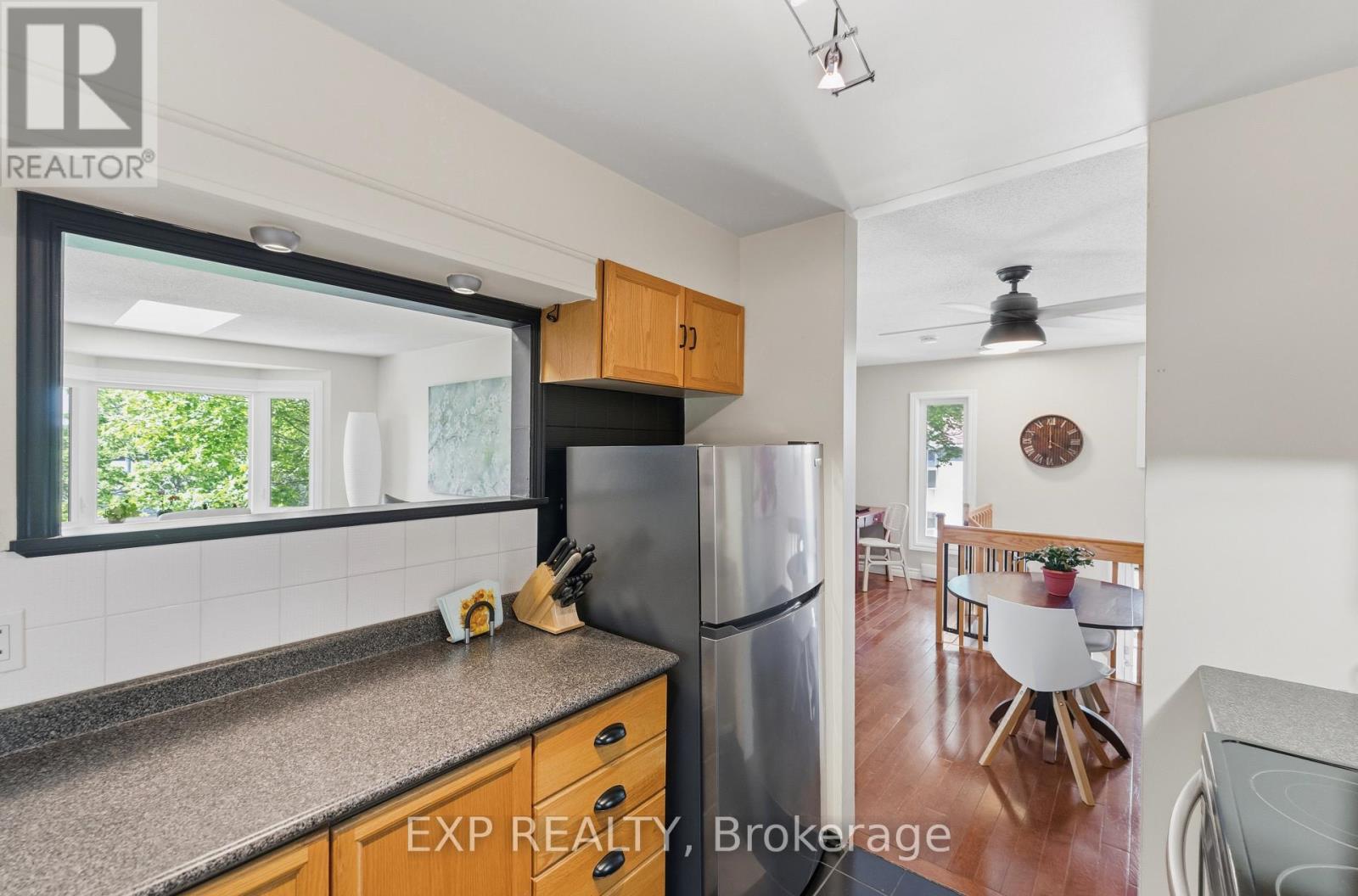 7 - 2 Stonebank Crescent, Ottawa, Ontario K2H 9M1 - Photo 16 - X13253600