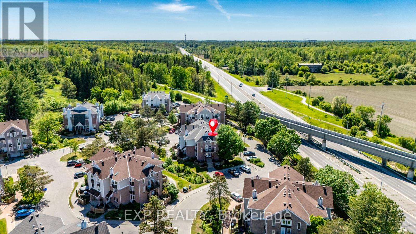 7 - 2 Stonebank Crescent, Ottawa, Ontario K2H 9M1 - Photo 4 - X13253600