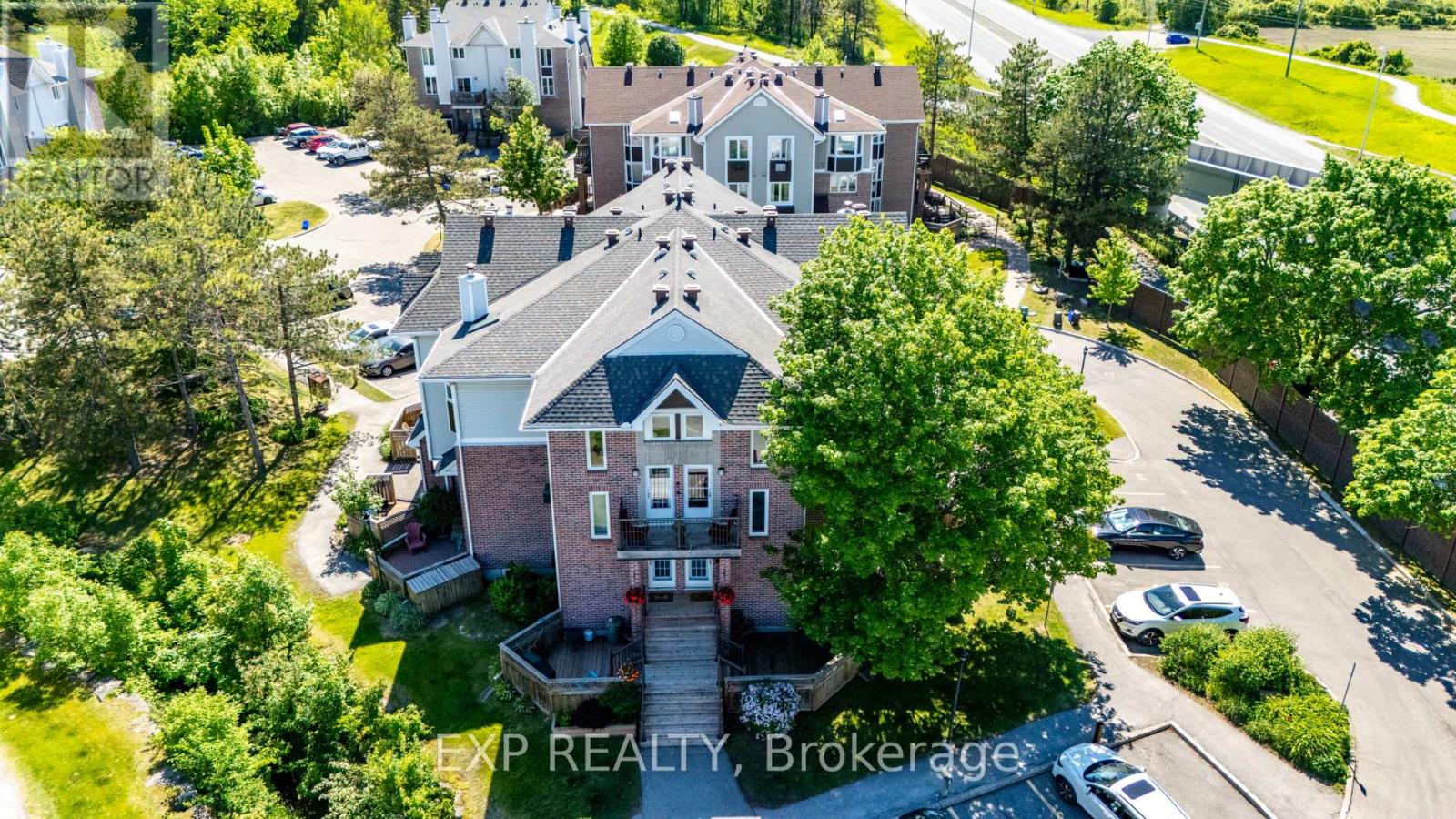 7 - 2 Stonebank Crescent, Ottawa, Ontario K2H 9M1 - Photo 7 - X13253600