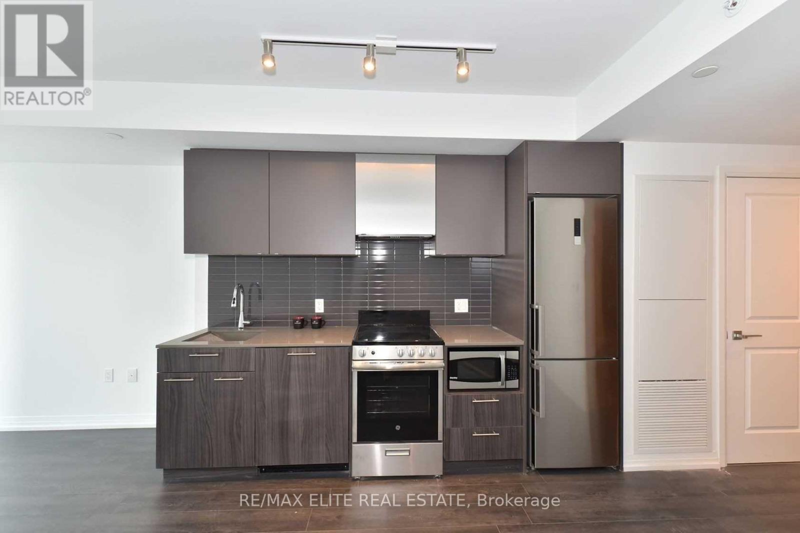 2204 - 251 Jarvis Street, Toronto, Ontario  M5B 0C3 - Photo 4 - C13417876