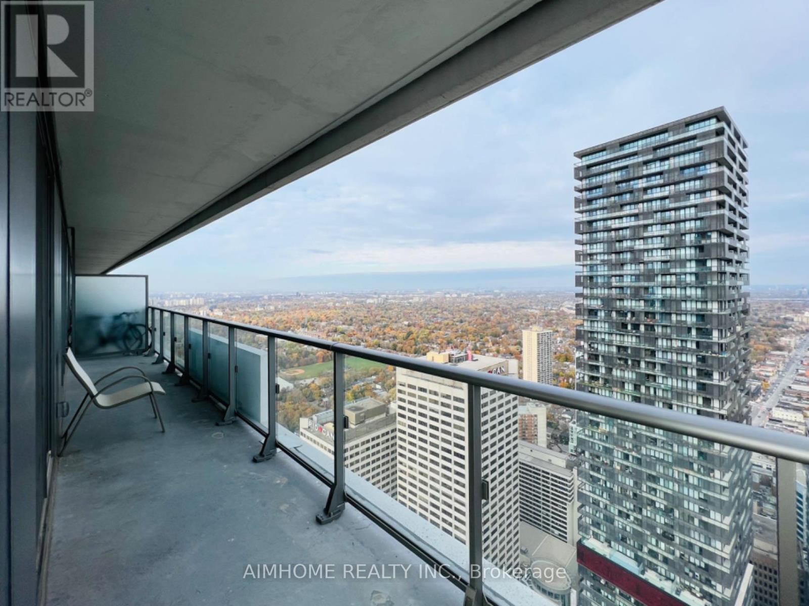 5202 - 2221 Yonge Street, Toronto, Ontario  N4S 2B4 - Photo 3 - C13233150