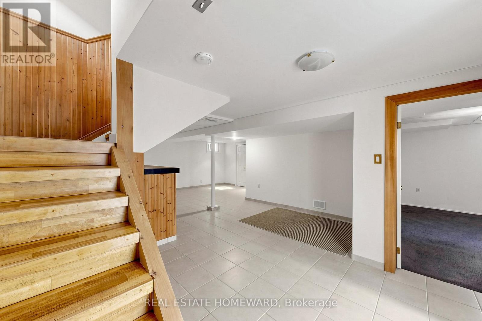 40 Donora Drive, Toronto, Ontario  M4B 1B5 - Photo 17 - E13417910