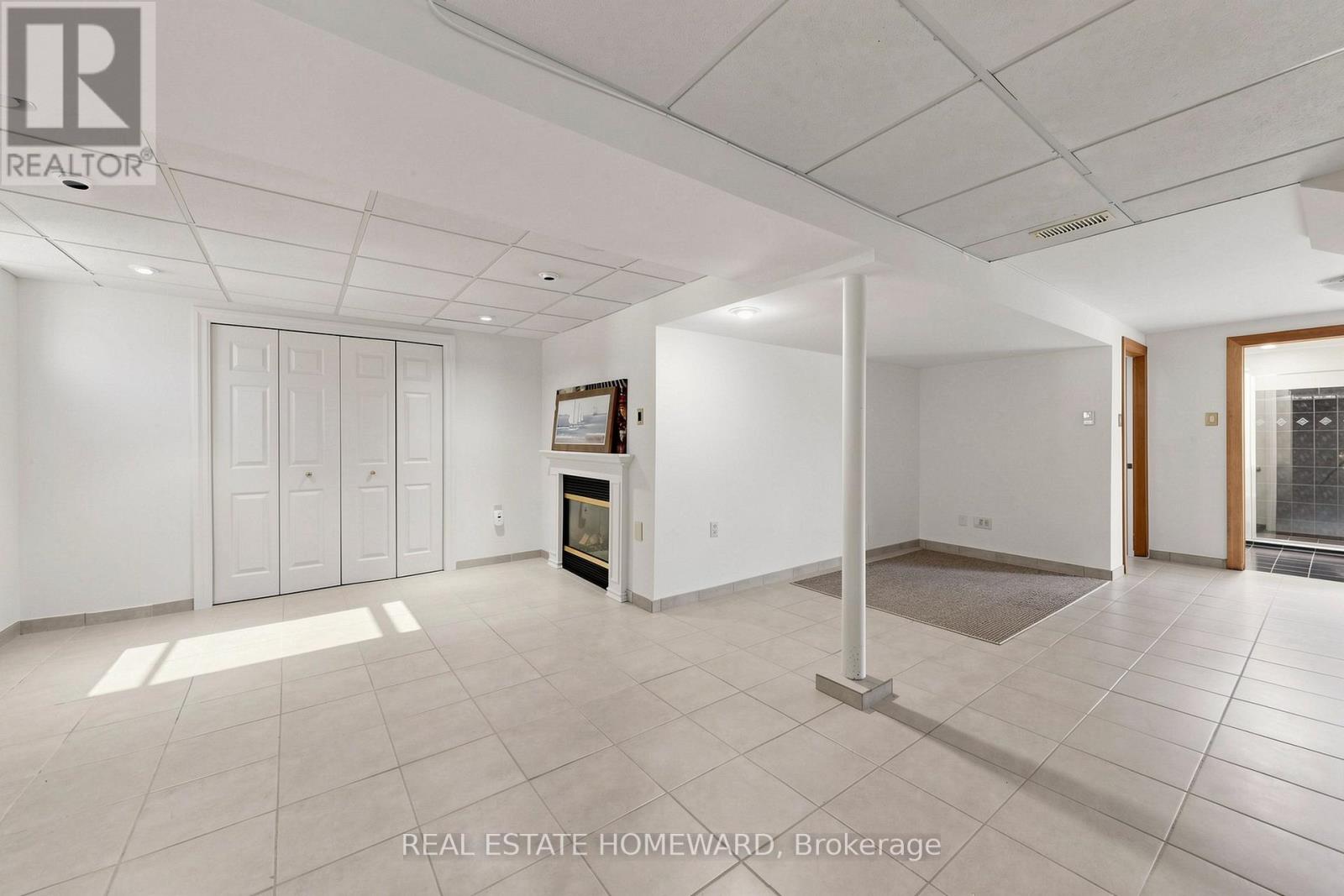 40 Donora Drive, Toronto, Ontario  M4B 1B5 - Photo 19 - E13417910