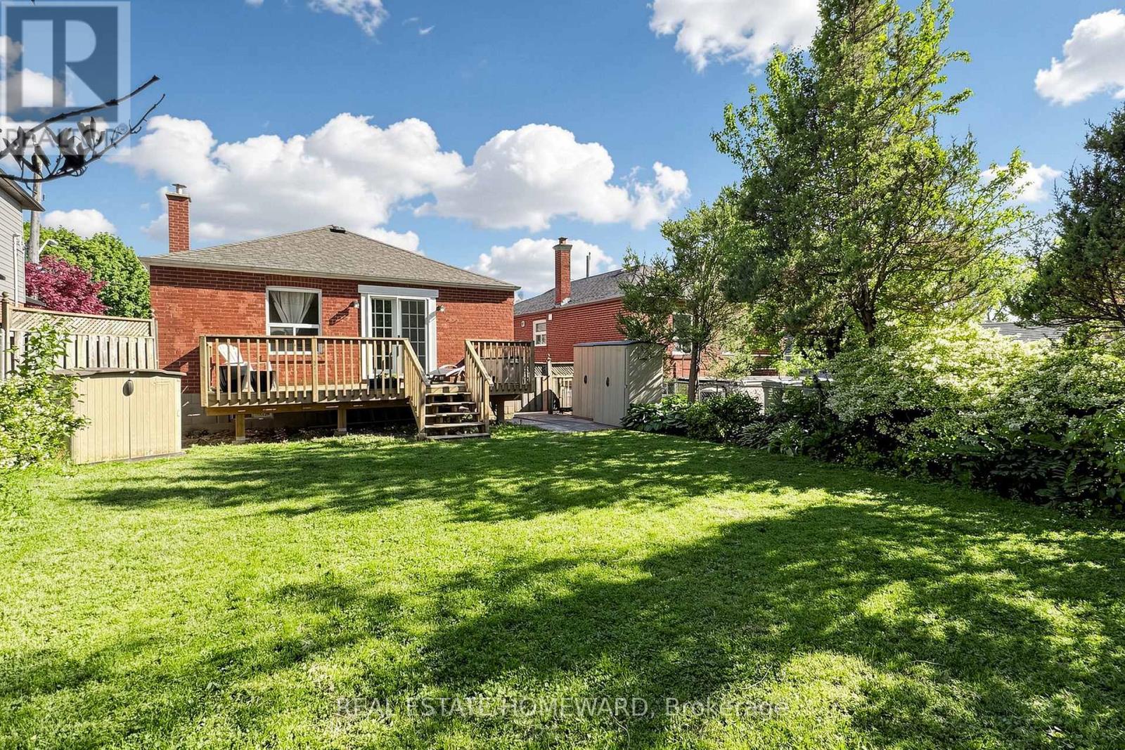 40 Donora Drive, Toronto, Ontario  M4B 1B5 - Photo 25 - E13417910