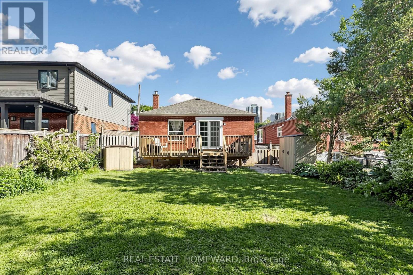 40 Donora Drive, Toronto, Ontario  M4B 1B5 - Photo 26 - E13417910