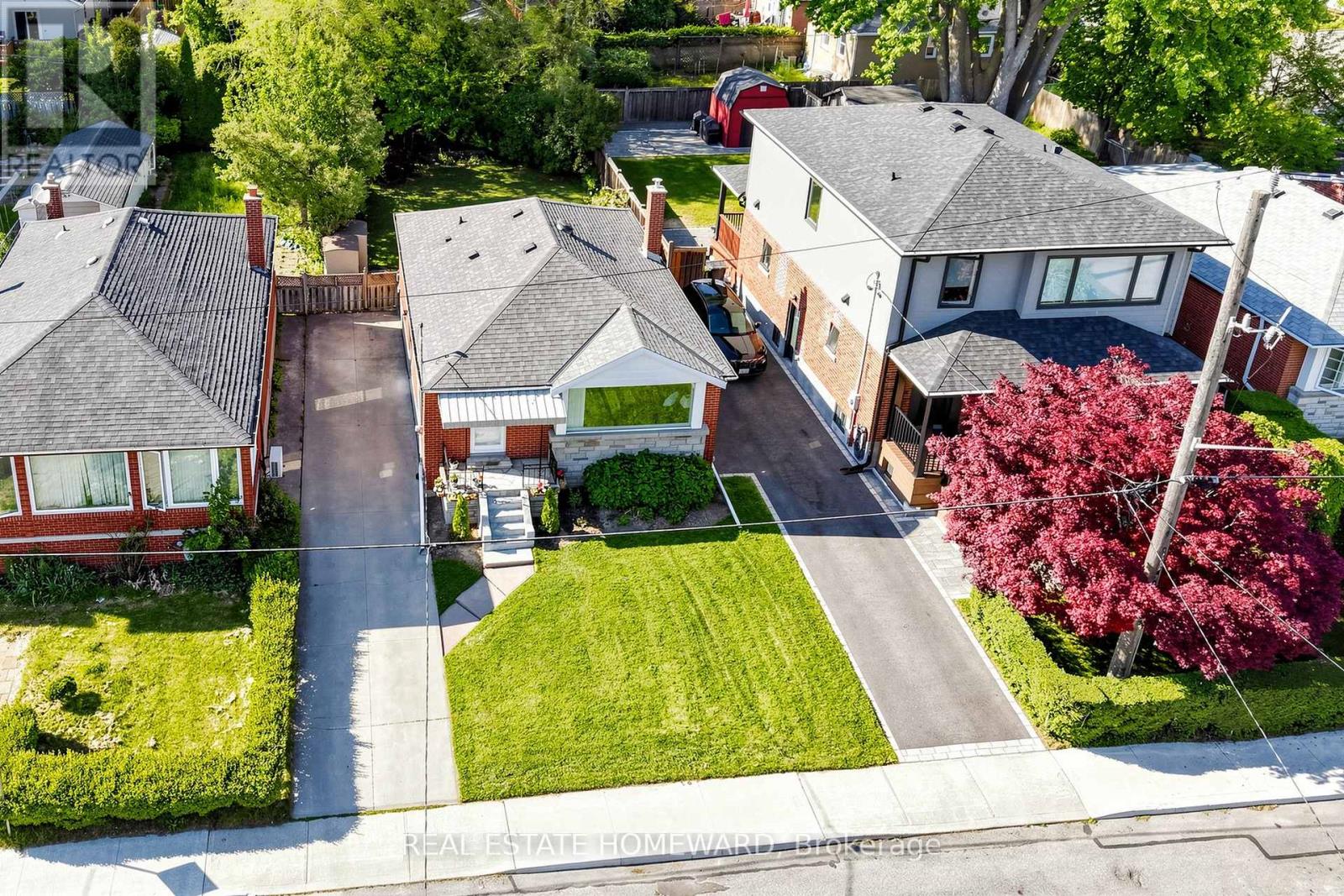 40 Donora Drive, Toronto, Ontario  M4B 1B5 - Photo 29 - E13417910