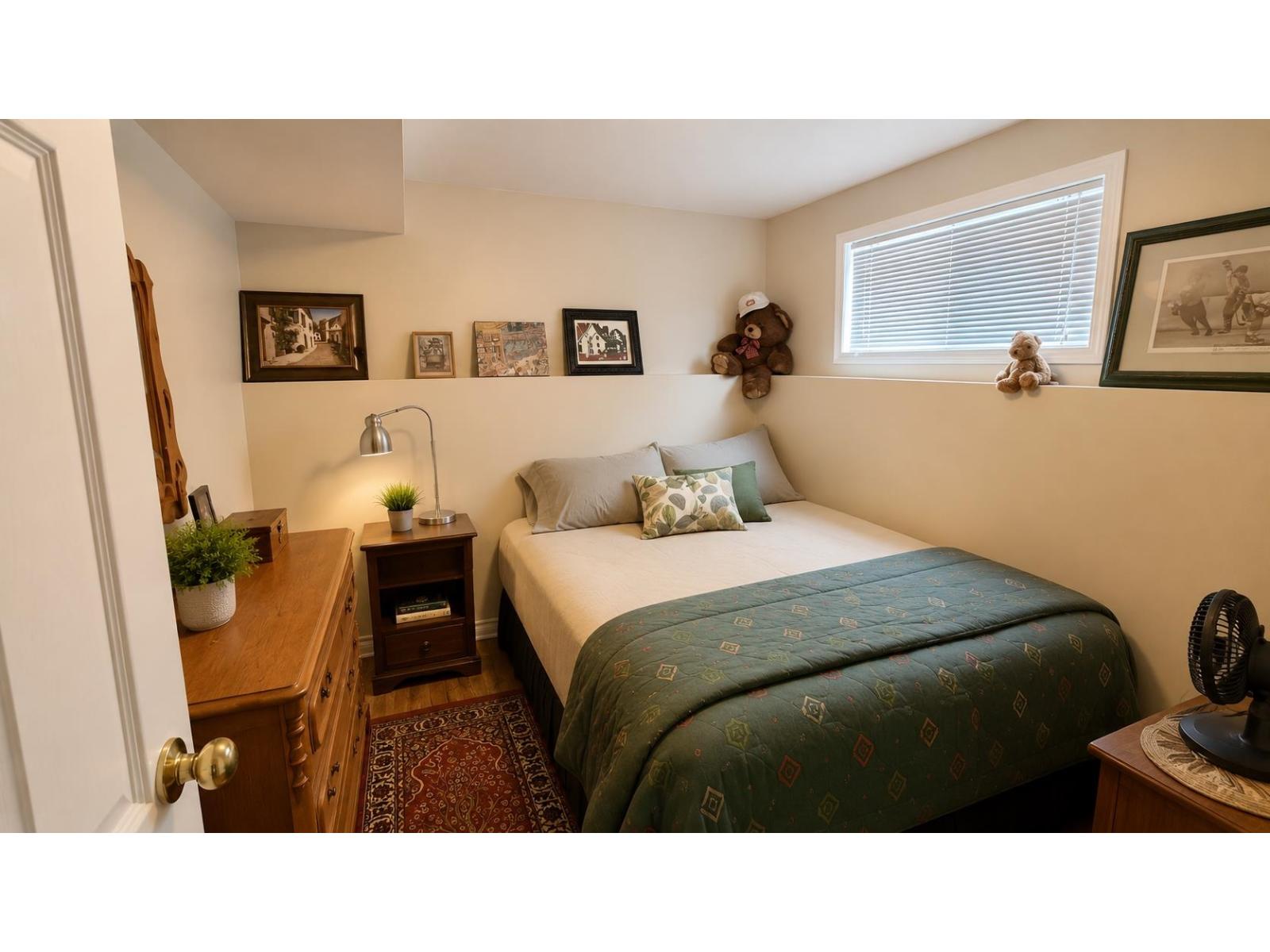 Listing image 6
