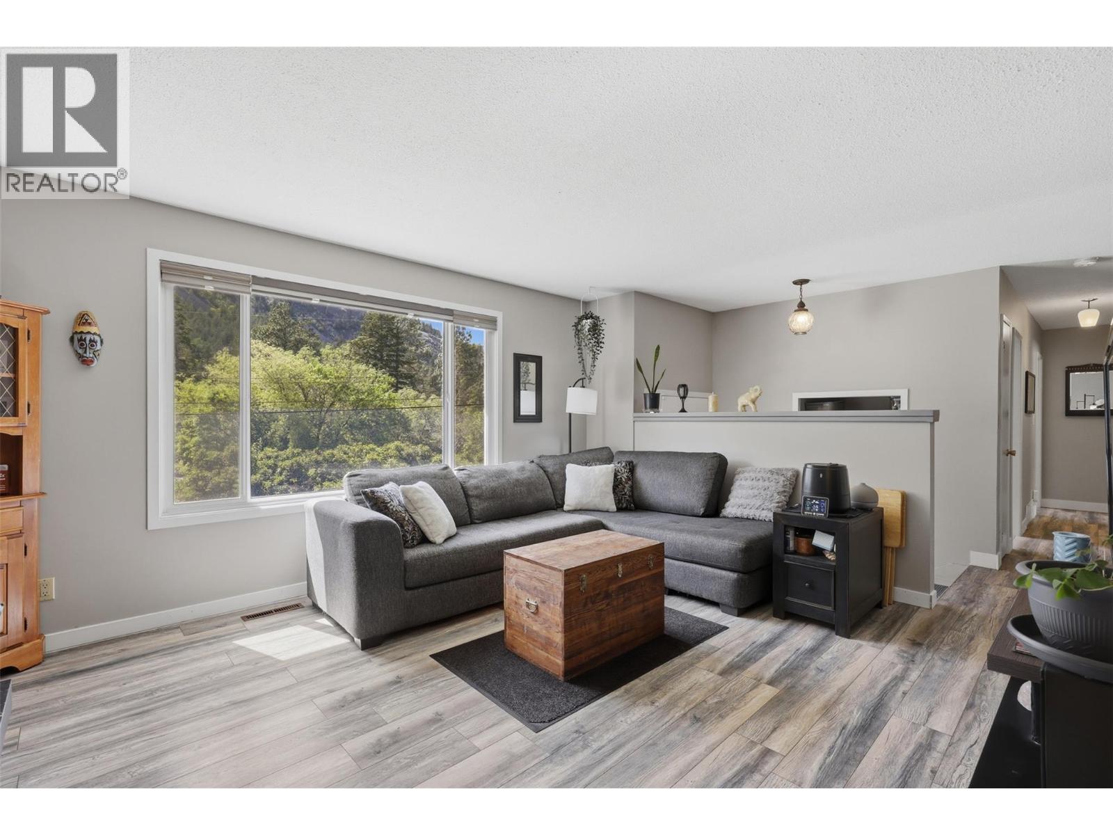 1322 Lamar Drive, Kamloops, British Columbia  V2C 5C6 - Photo 7 - 10387457