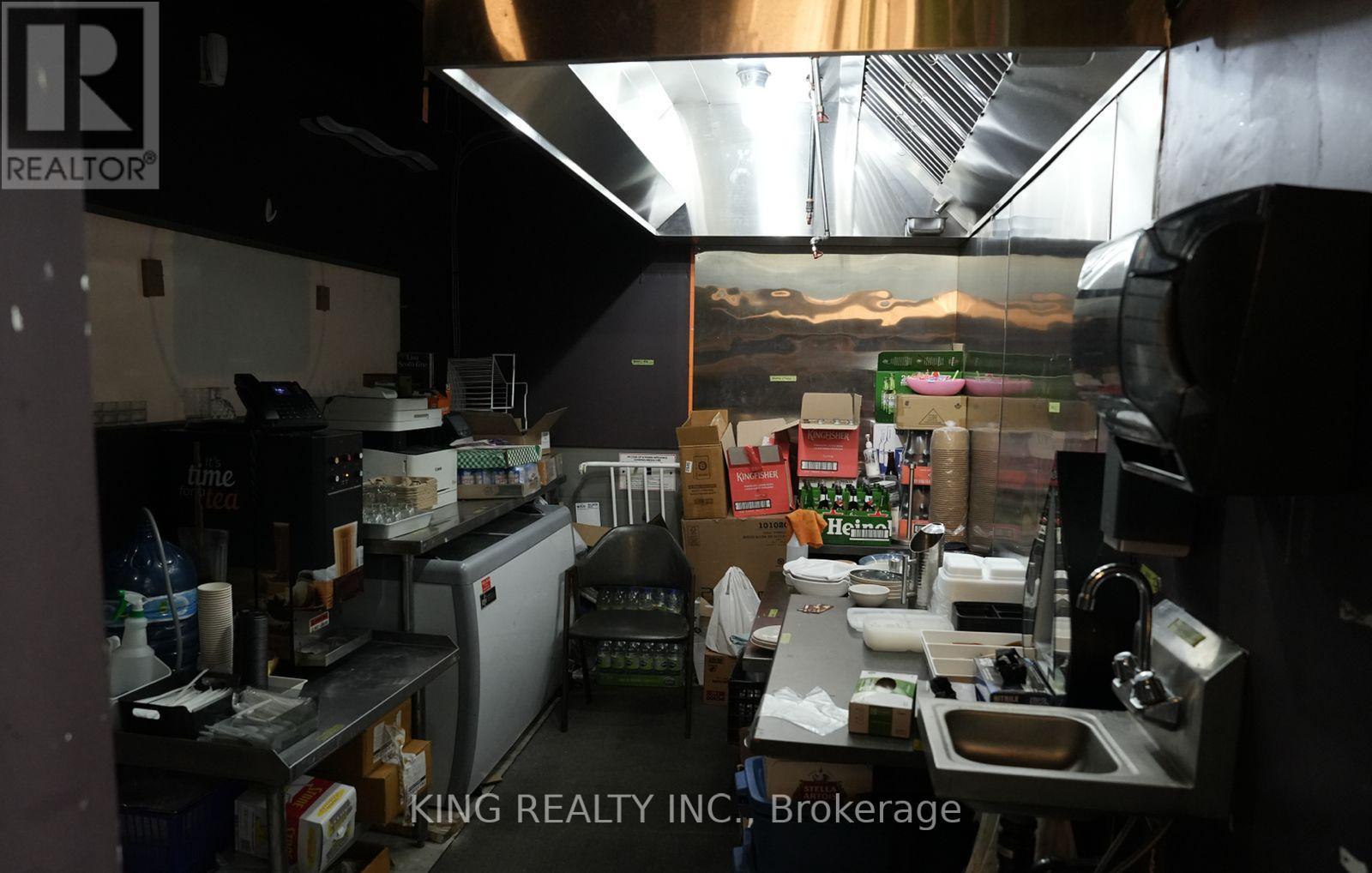 4 - 158 Kennedy Road S, Brampton (Bram West), Ontario  L6W 1E2 - Photo 28 - W13417924