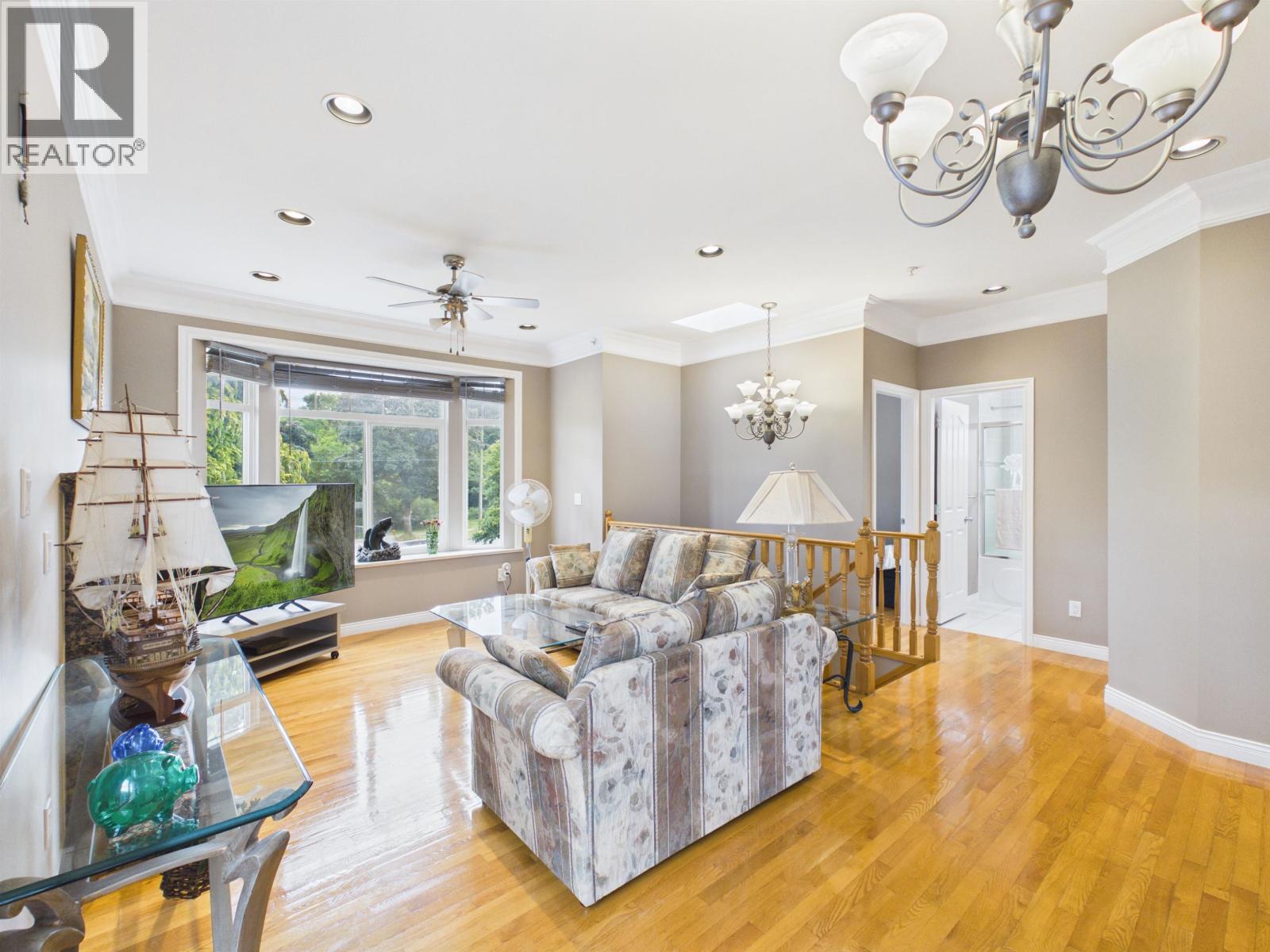 3281 Renfrew Street, Vancouver, British Columbia  V5M 3L2 - Photo 3 - R3133781