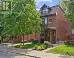 918 CARLAW AVENUE, Toronto, Ontario