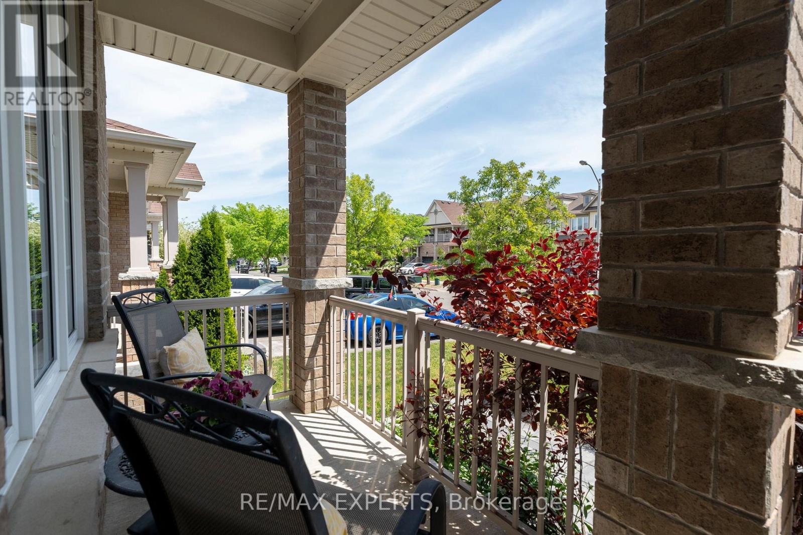 8 Jackson Drive, New Tecumseth, Ontario  L0G 1W0 - Photo 5 - N13417934