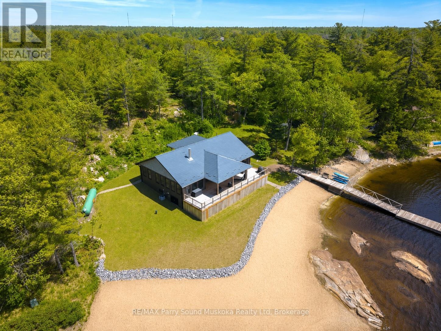 32 A11 Island, The Archipelago, Ontario  P0G 1K0 - Photo 3 - X13417492