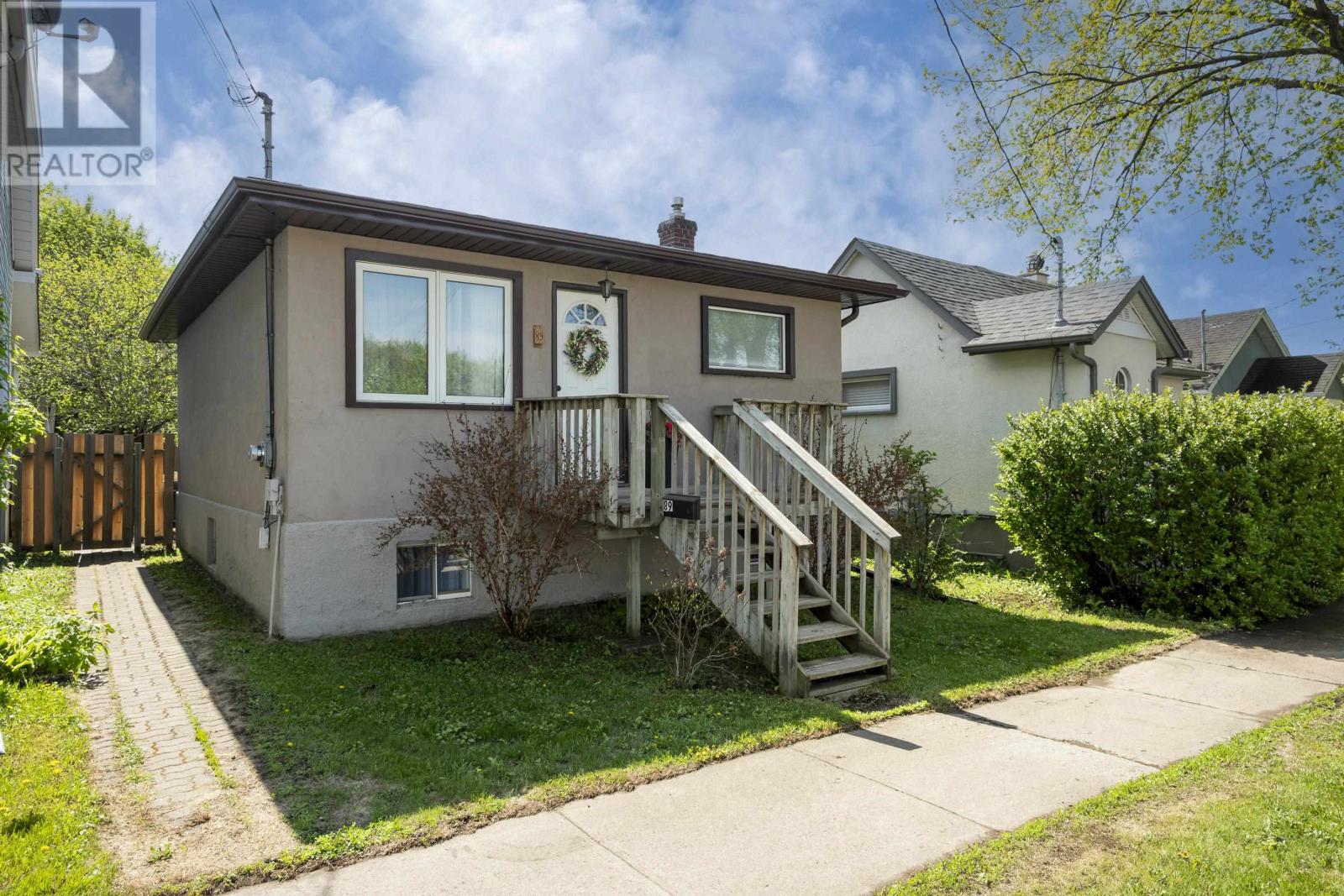 89 Algonquin Ave S, Thunder Bay, Ontario  P7B 4S7 - Photo 2 - TB2601402