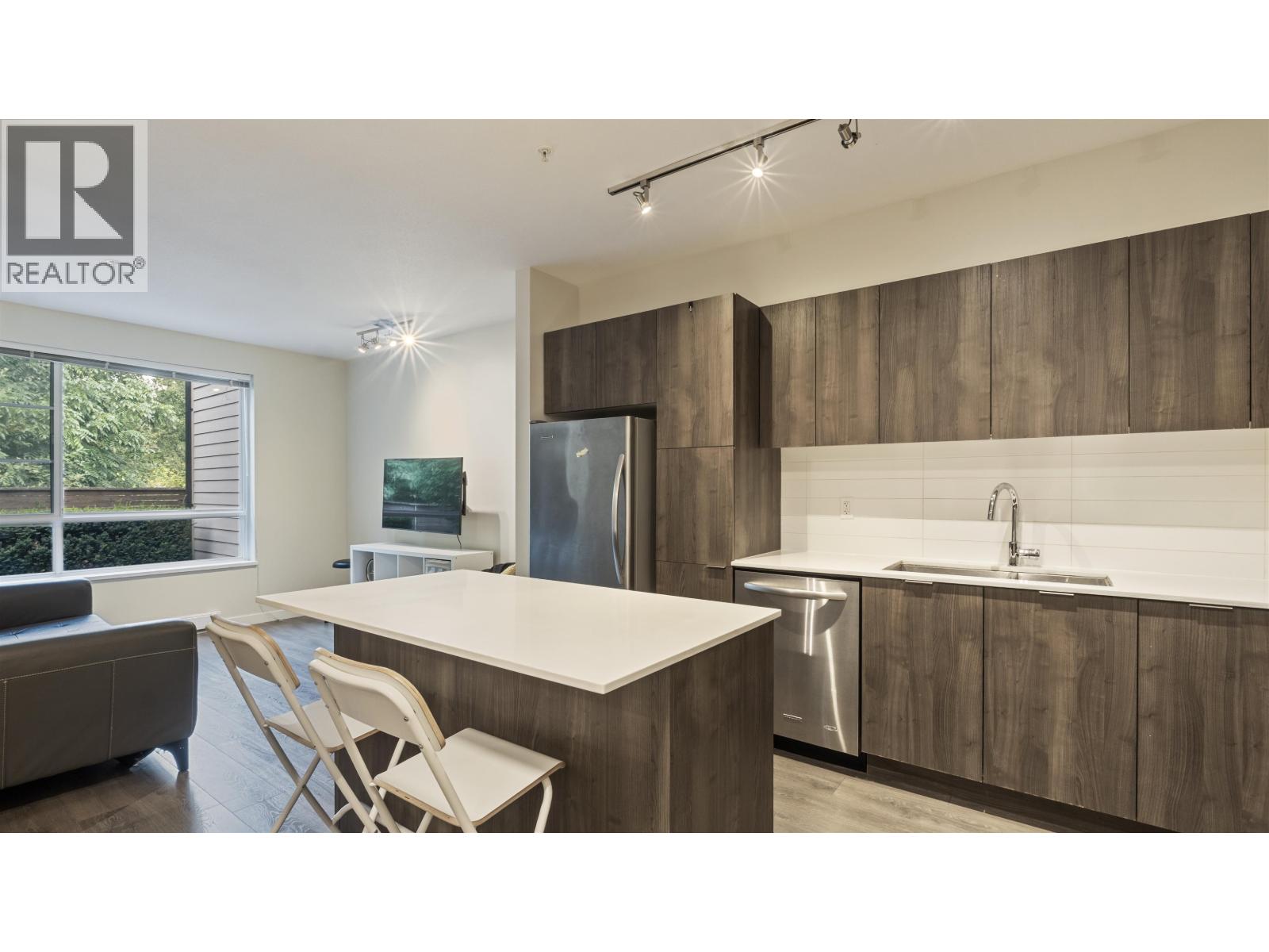 8 3728 Thurston Street, Burnaby, British Columbia  V5H 0E6 - Photo 5 - R3113752