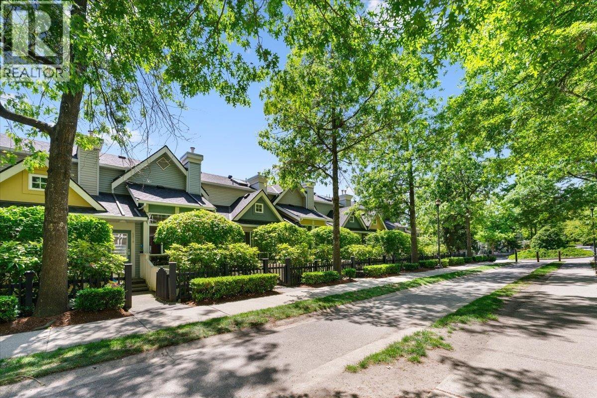 6878 Village Grn, Burnaby, British Columbia  V5E 4K9 - Photo 32 - R3133561