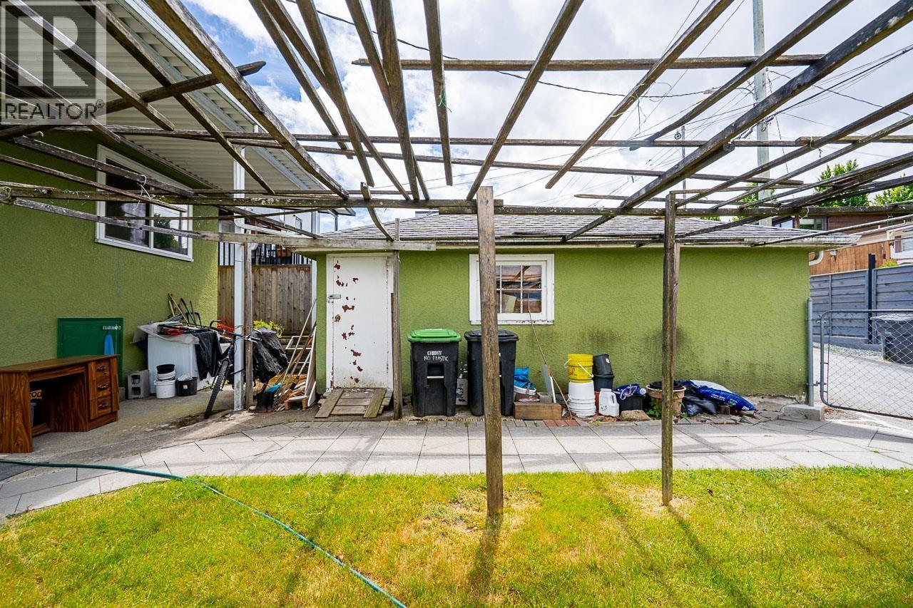 Listing image 23