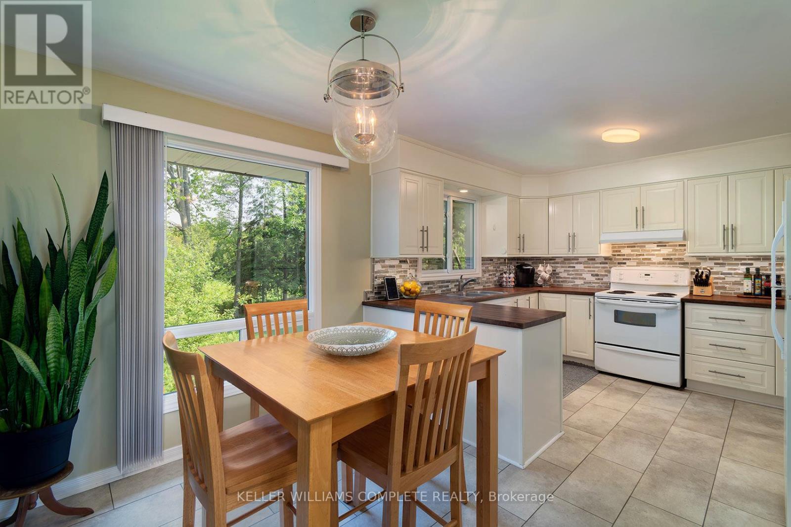 2364 14th Line, Innisfil, Ontario  L0L 1R0 - Photo 15 - N13417958