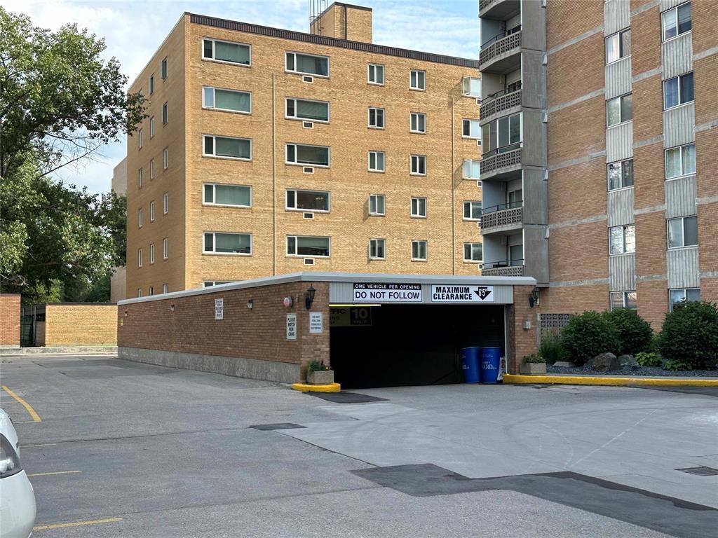 803 230 Roslyn Road, Winnipeg, Manitoba R3L 0H1 - Photo 21 - 202613106