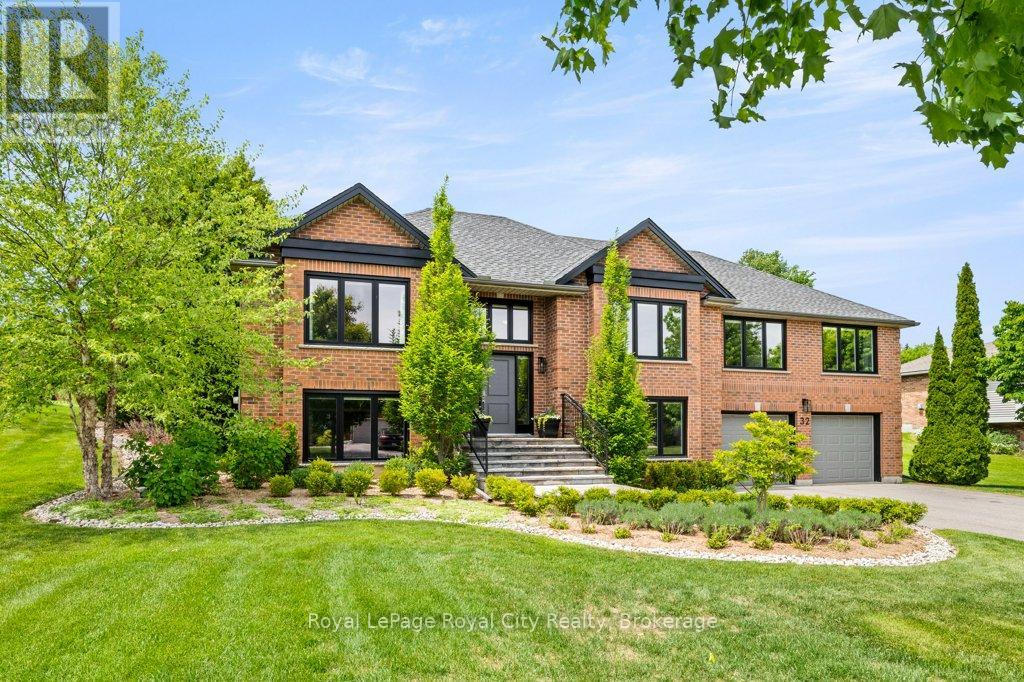 32 Cross Creek Boulevard, Guelph/eramosa, Ontario  N1H 6J2 - Photo 2 - X13415344