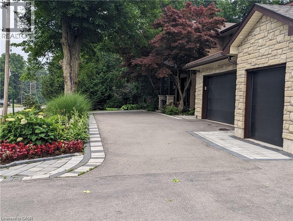 355 Edgehill Drive, Kitchener, Ontario  N2P 2C8 - Photo 2 - 40837314
