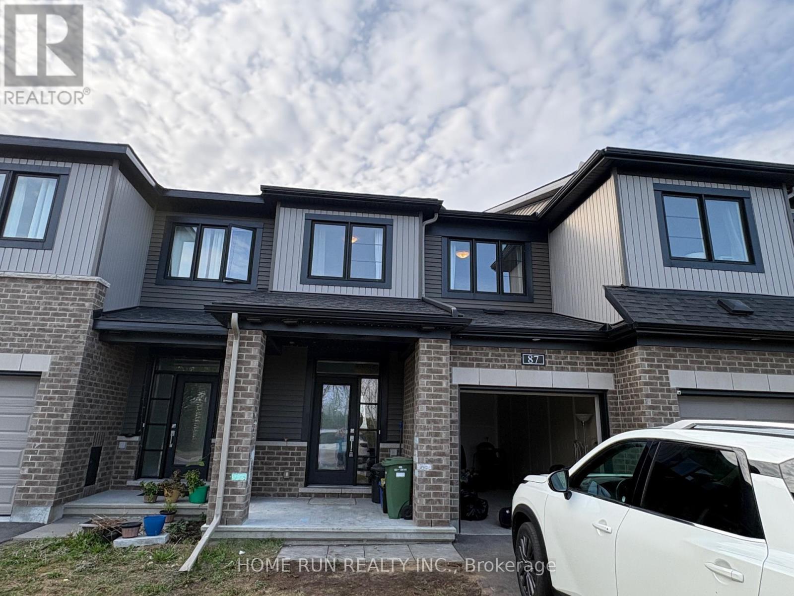 87 LITTLE LAKE LANE, Ottawa, Ontario