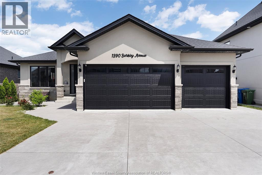 1390 Barkley AVENUE, windsor, Ontario