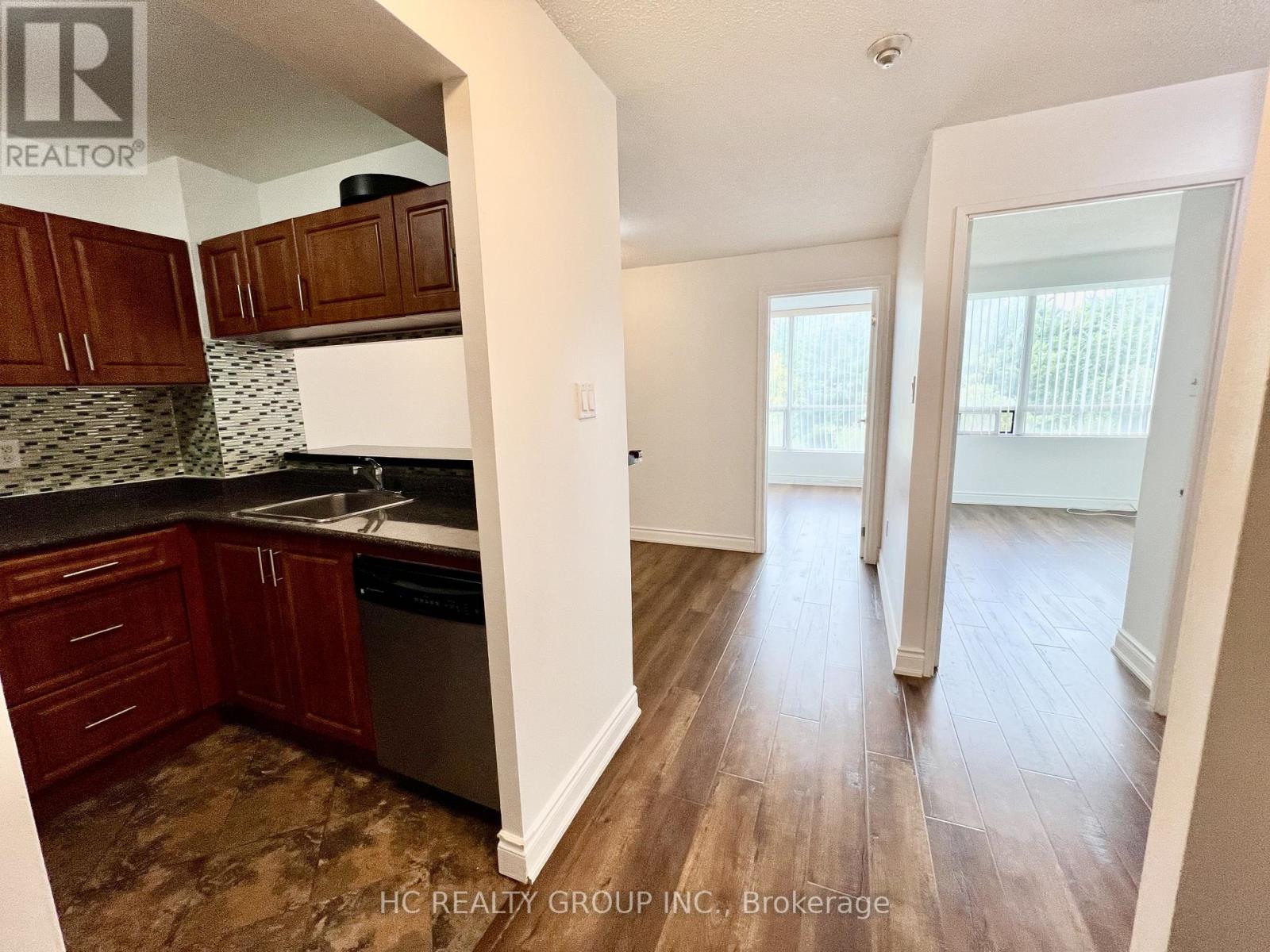 609 - 3050 Ellesmere Road, Toronto (Morningside), Ontario  M1E 5E6 - Photo 6 - E13417986