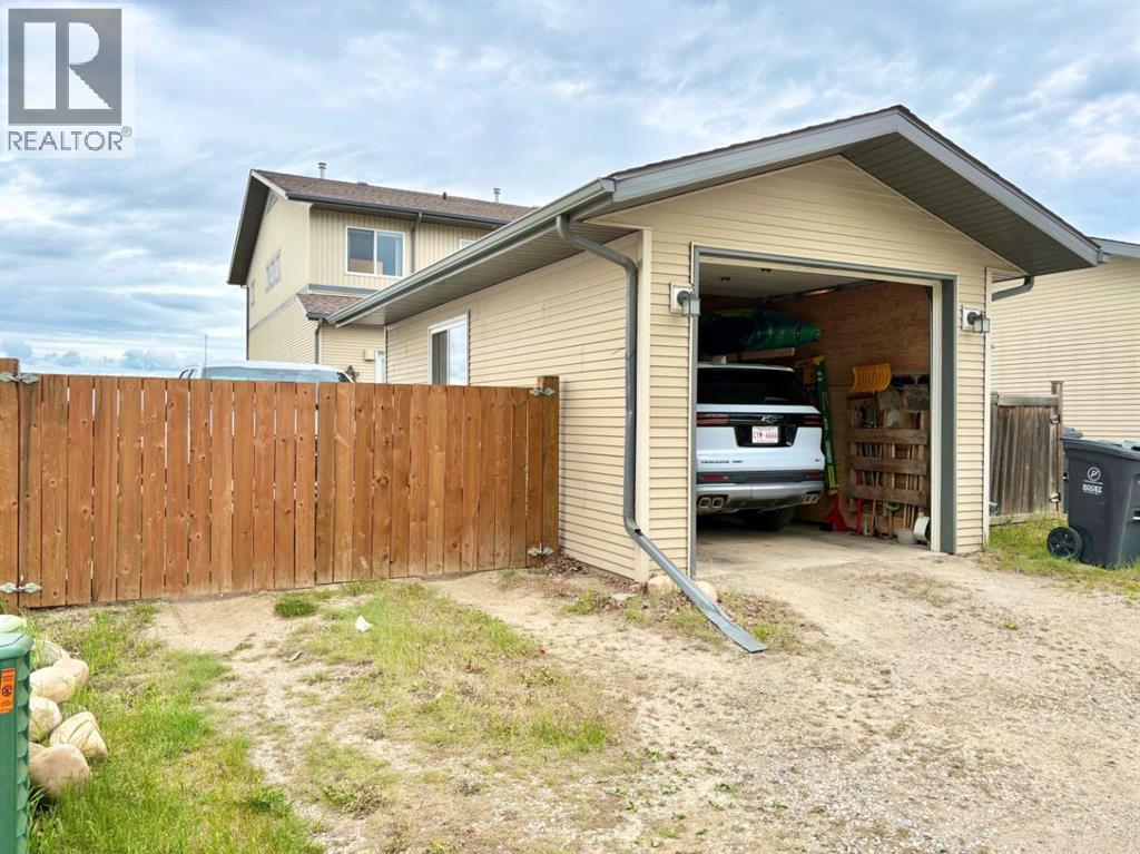 5001 54 Street, Rocky Mountain House, Alberta  T4T 1E7 - Photo 33 - A2314456