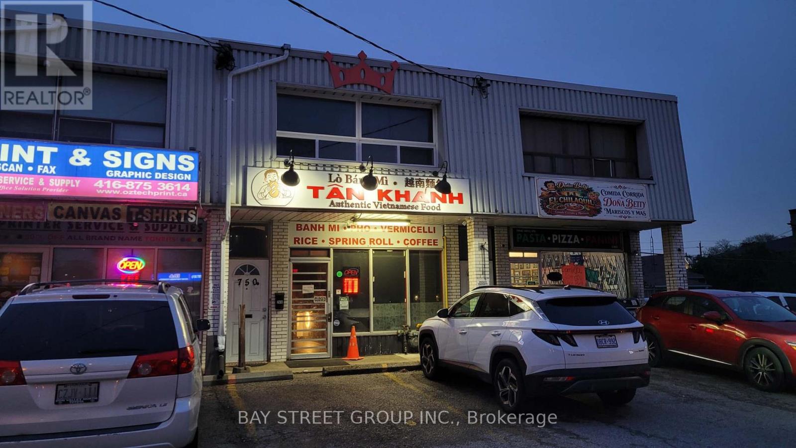 750 WILSON AVENUE, toronto (downsview-roding-cfb), Ontario