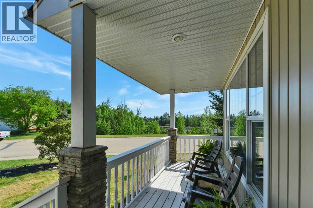 1 Spruce Close, Lacombe, Alberta  T4L 2L3 - Photo 4 - A2316459