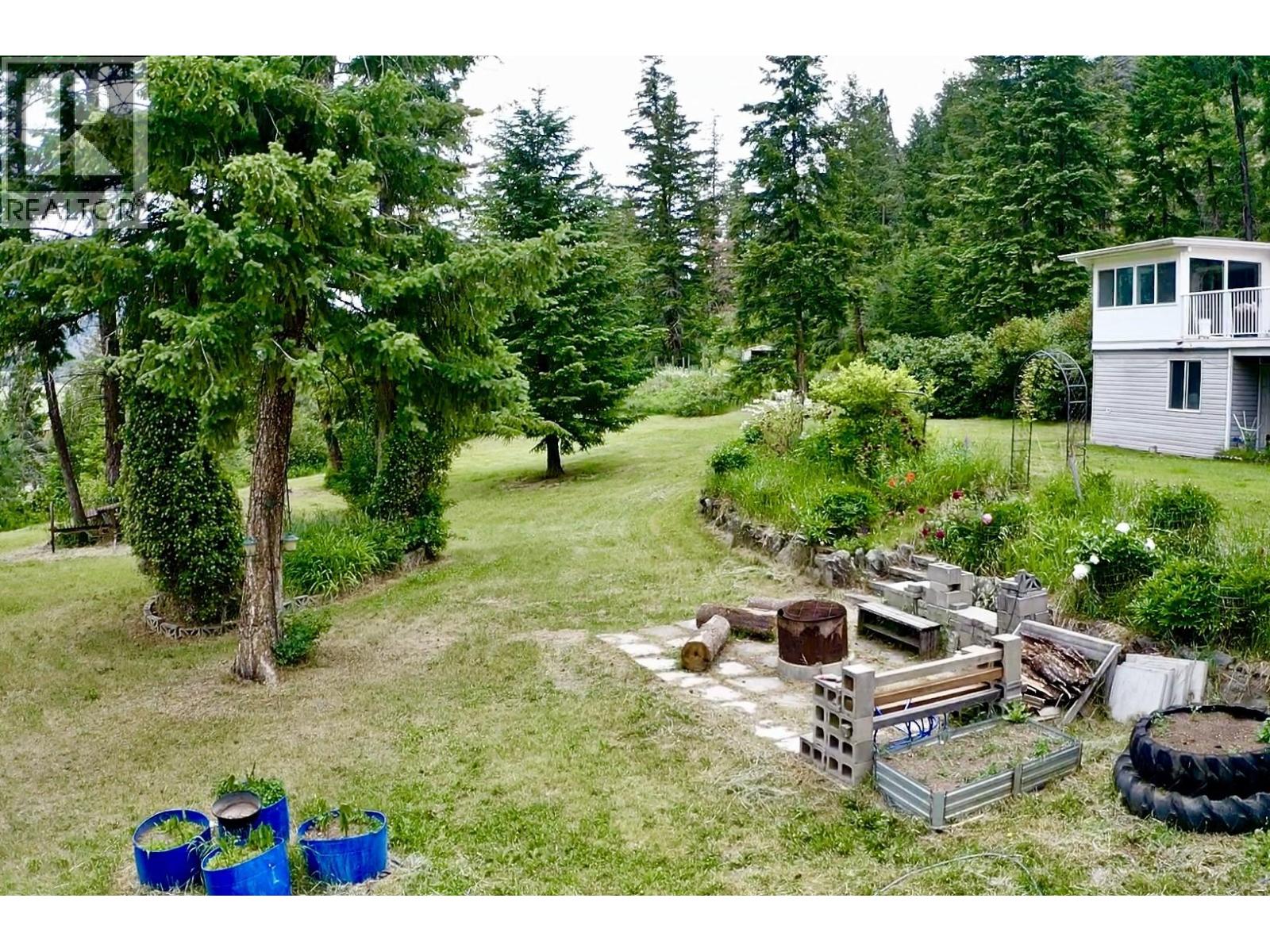 1120 Yellowhead Highway S