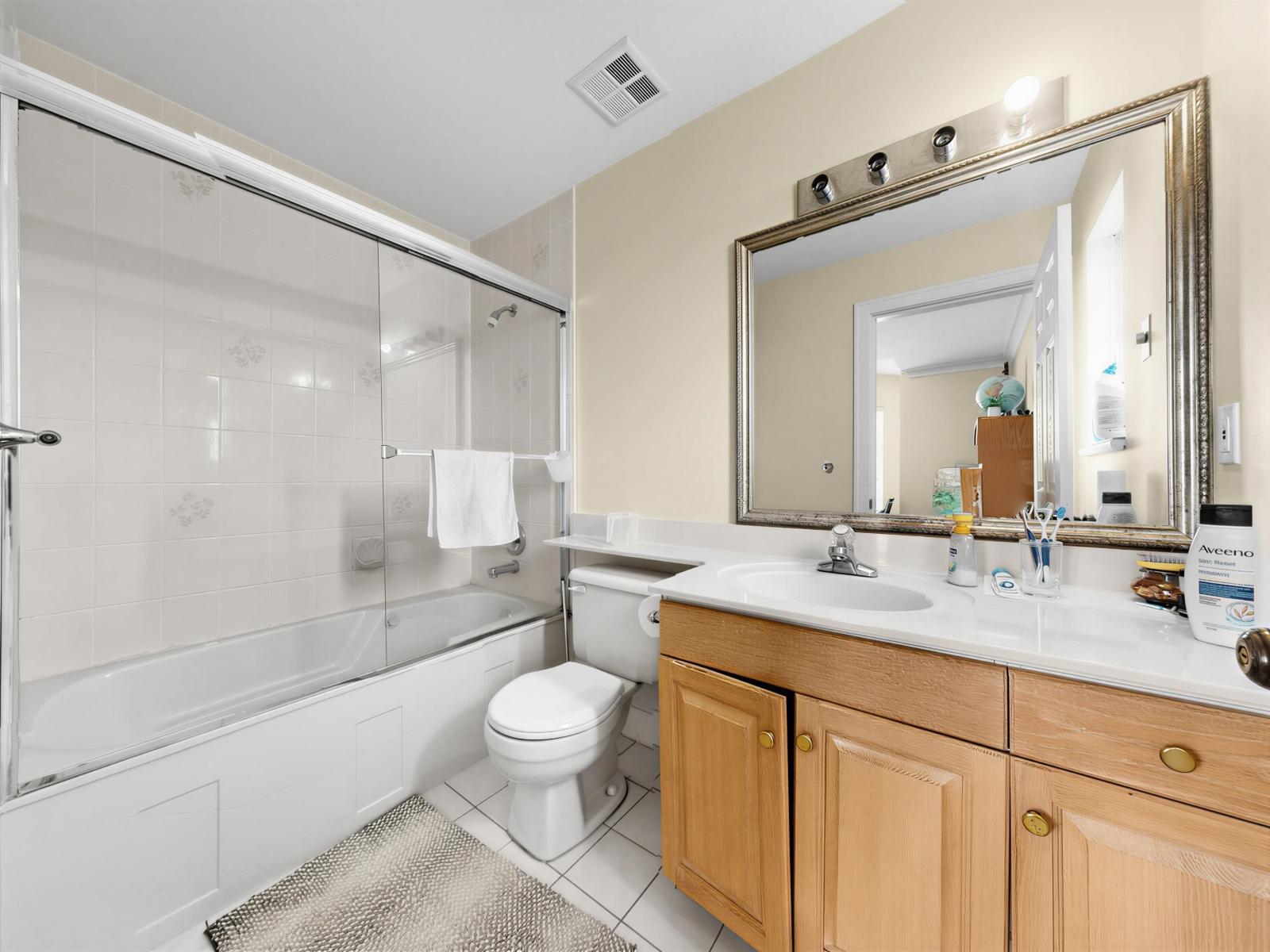 6462 122 Street, Surrey, British Columbia  V3W 3R8 - Photo 17 - R3133594