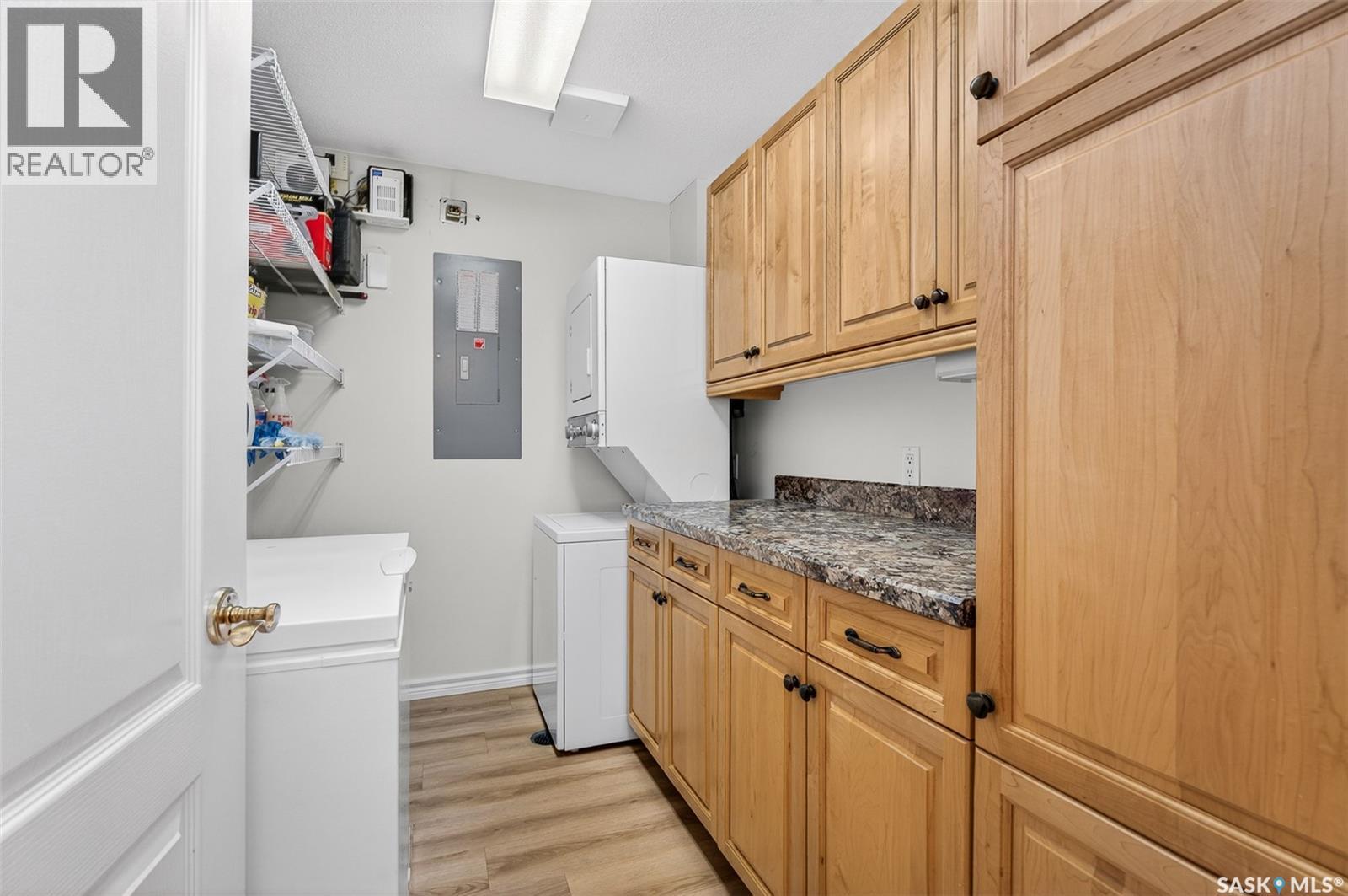 302 240 Athabasca Street E, Moose Jaw, Saskatchewan  S6H 0L5 - Photo 43 - SK038662