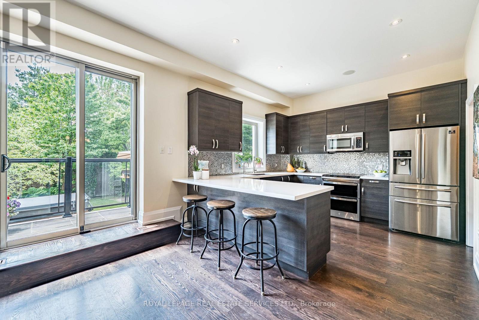 31 James Street, Toronto, Ontario M8W 1L1 - Photo 10 - W13416174