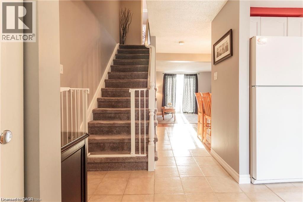 209 Auburn Drive Unit# A, Waterloo, Ontario  N2K 3T1 - Photo 3 - 40838047