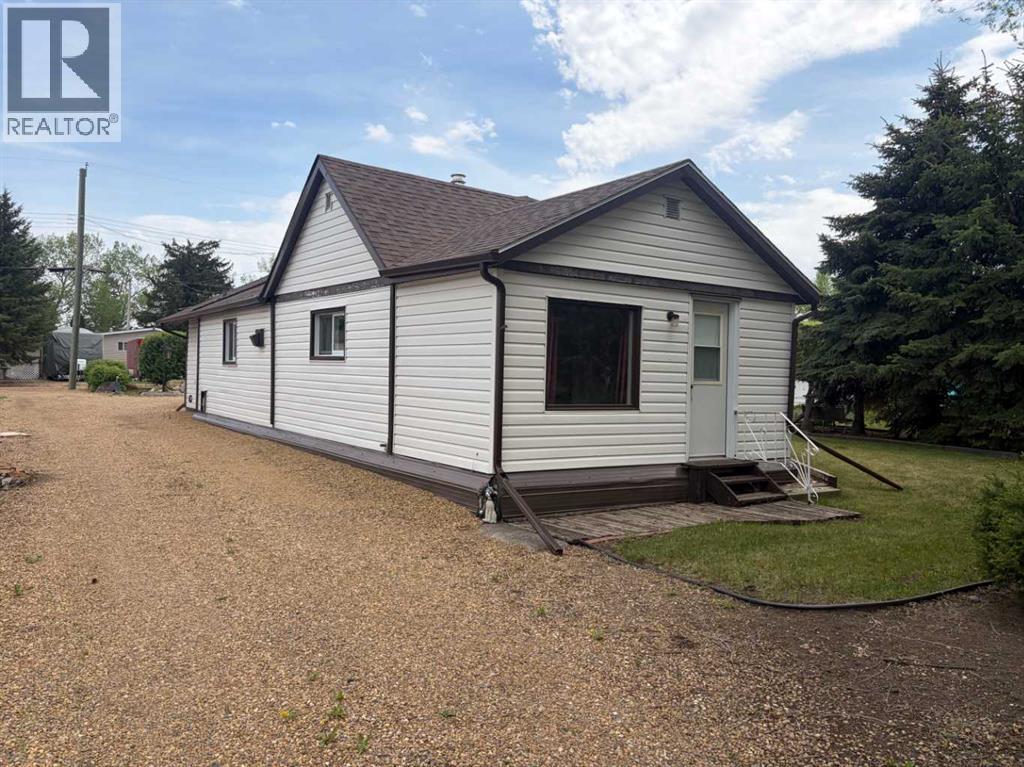 4521 44 Street, Castor, Alberta  T0C 0X0 - Photo 11 - A2317488