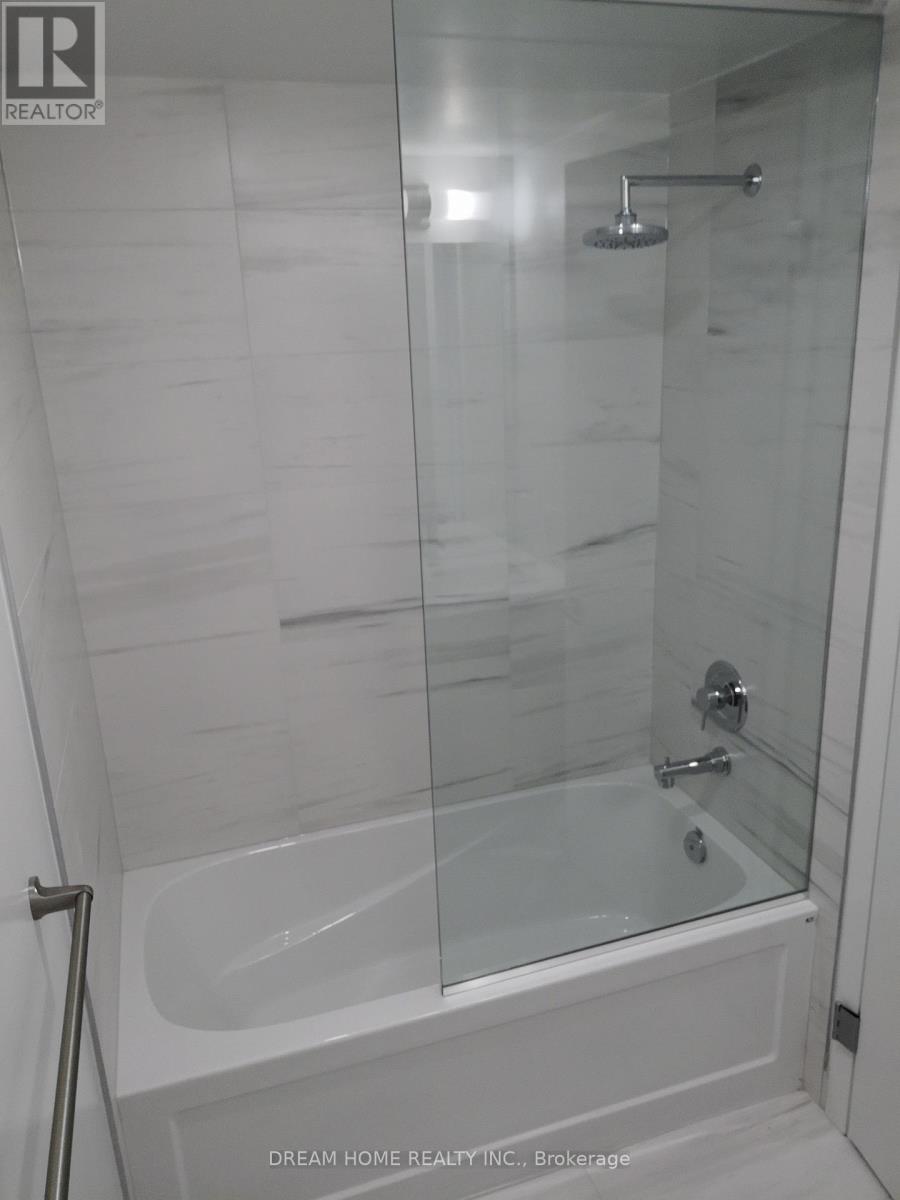 3715 - 55 Cooper Street, Toronto (Waterfront Communities), Ontario  M5E 0G1 - Photo 11 - C13418046