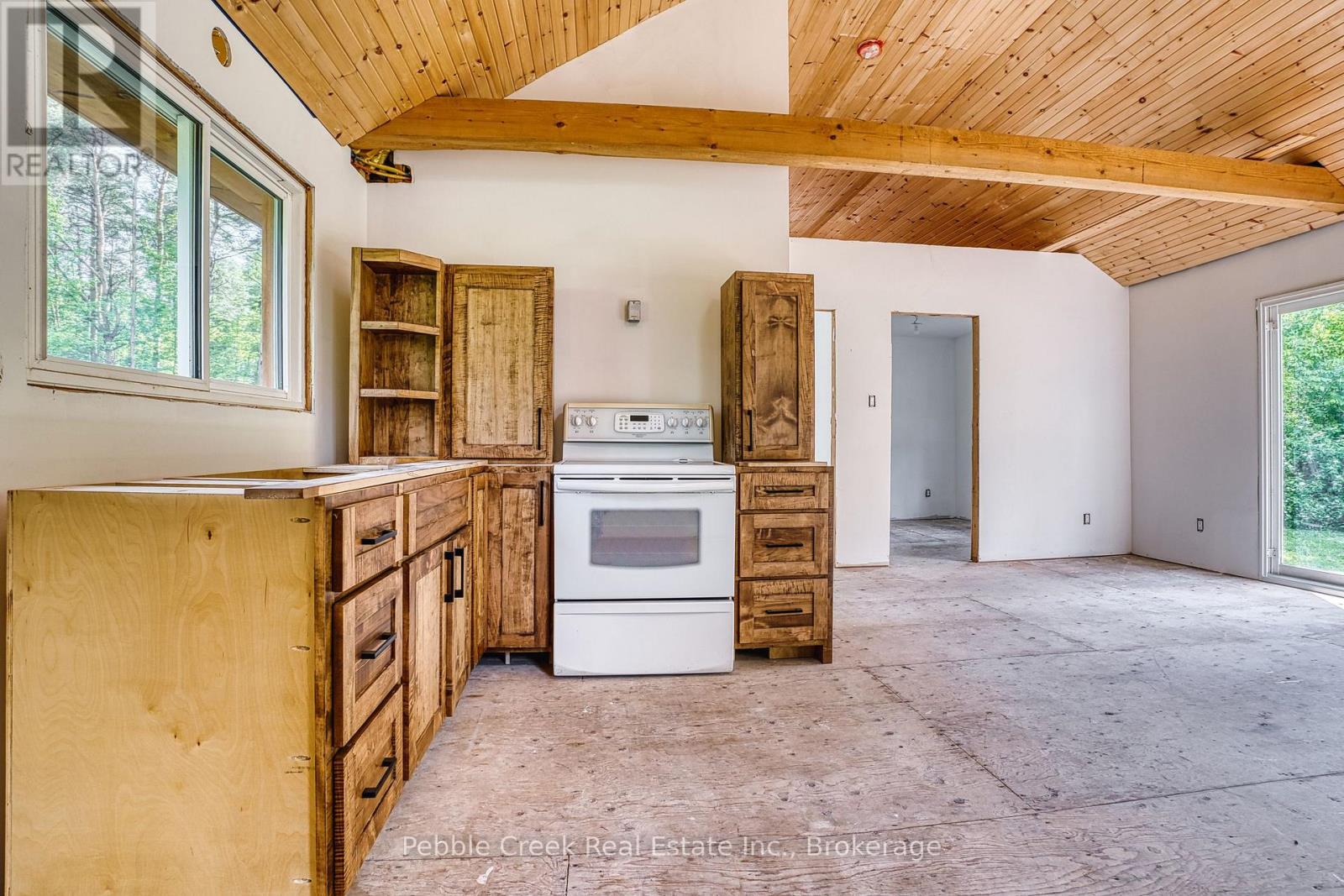 33811 Pine Court, Ashfield-Colborne-Wawanosh, Ontario  N7A 3X9 - Photo 4 - X13418060